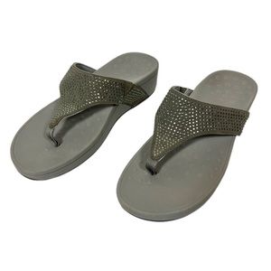 Vionic women’s Naples sandals; size 11; Gray/Grey color